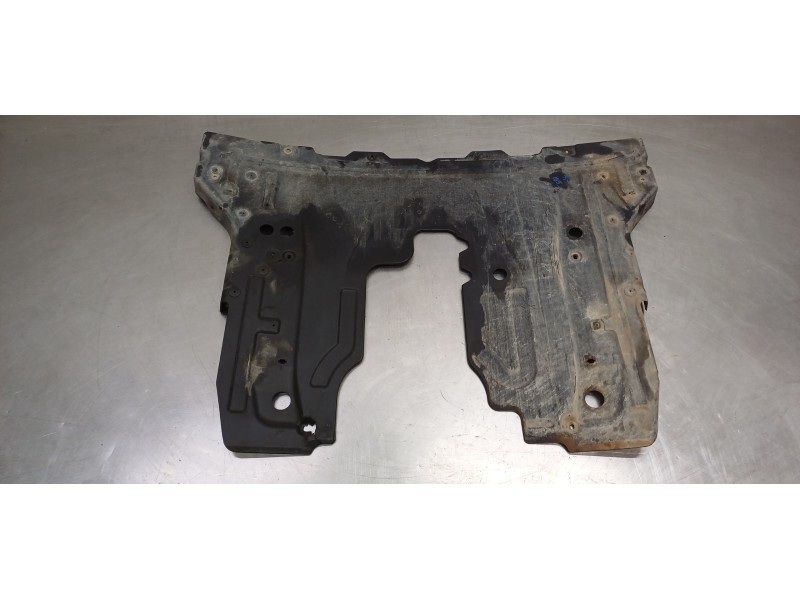 Recambio de cubrecarter para chevrolet cruze lt referencia OEM IAM    Recambio de cubrecarter para chevrolet cruze lt referencia OEM IAM