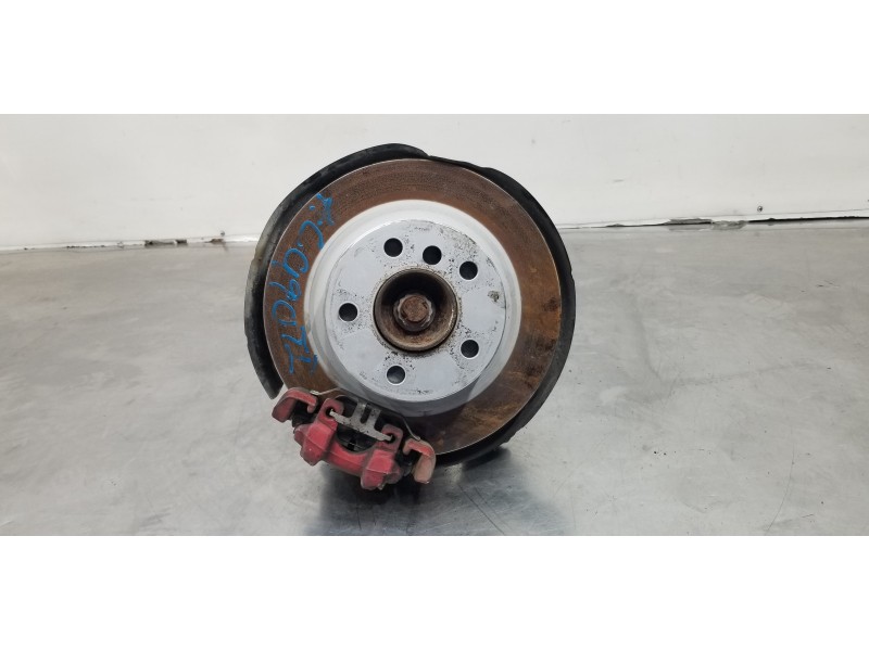 Recambio de mangueta trasera izquierda para bmw serie 1 lim. (f20) 118d xdrive referencia OEM IAM 33326792515  