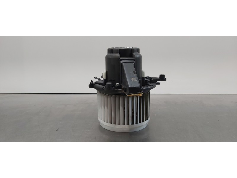 Recambio de motor calefaccion para opel grandland x excellence referencia OEM IAM 3549797  