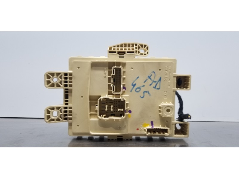 Recambio de caja reles / fusibles para hyundai tucson klass referencia OEM IAM 91950N7230  