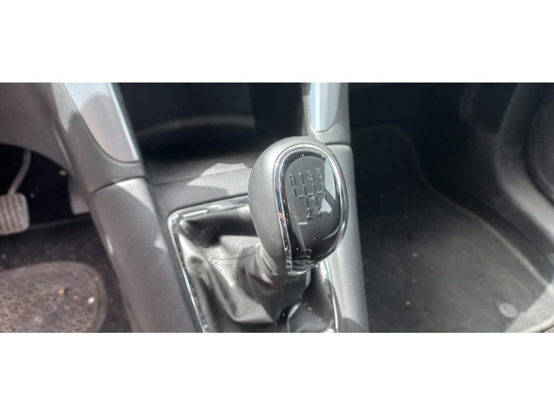 opel zafira tourer del año 2013