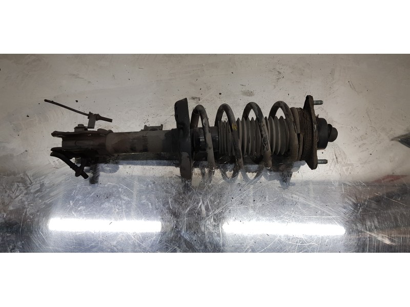 Recambio de amortiguador delantero derecho para kia carens ( ) business referencia OEM IAM 54660A4850  