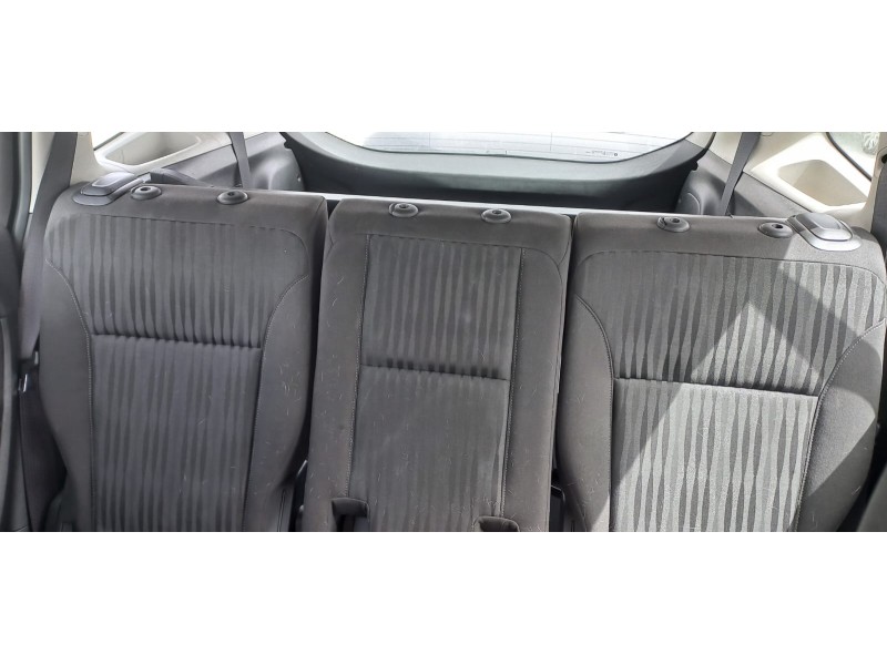 opel zafira tourer del año 2013