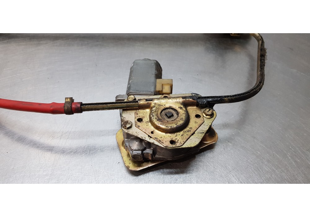 Recambio de elevalunas delantero derecho para mercedes vito (w638) combi 110 d euro 2 (638.174) referencia OEM IAM   