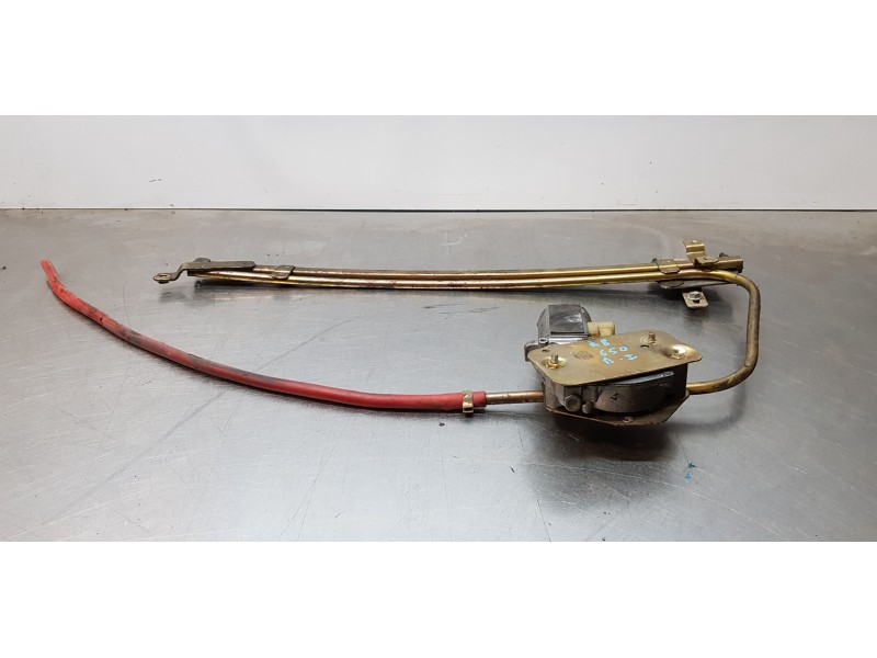 Recambio de elevalunas delantero izquierdo para mercedes vito (w638) combi 110 d euro 2 (638.174) referencia OEM IAM   