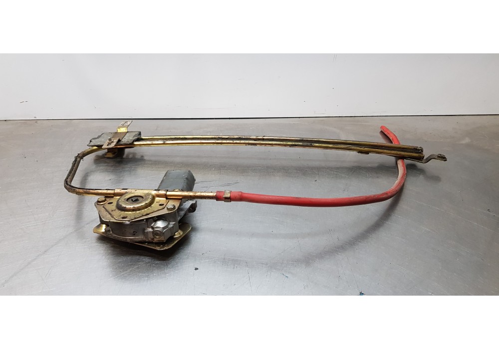 Recambio de elevalunas delantero izquierdo para mercedes vito (w638) combi 110 d euro 2 (638.174) referencia OEM IAM   