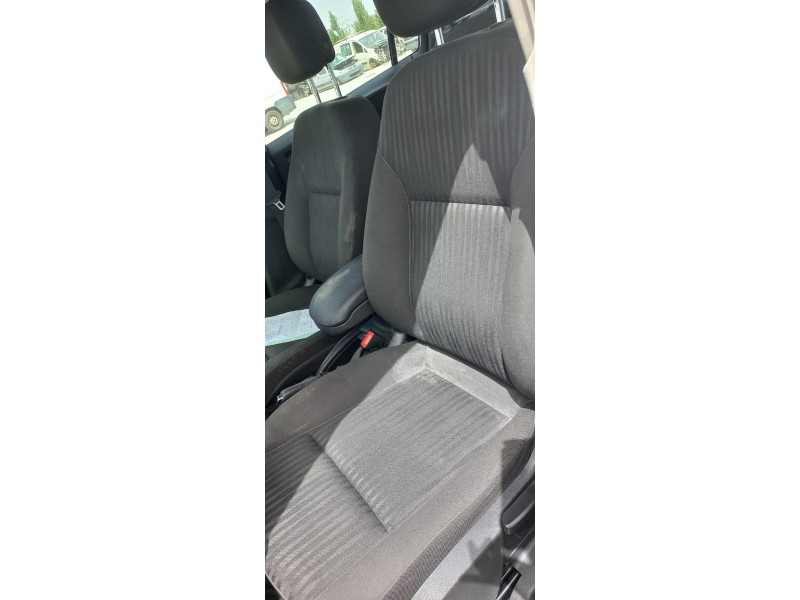 opel zafira tourer del año 2013