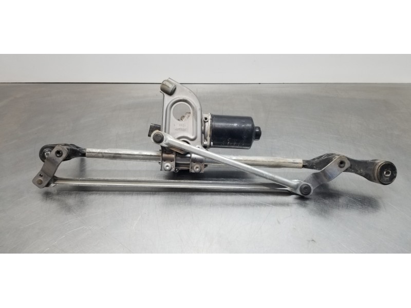 Recambio de motor limpia delantero para bmw serie 1 lim. (f20) 118d xdrive referencia OEM IAM 61617239510 7267503 