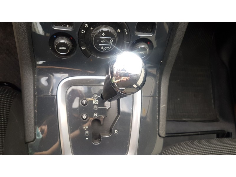 peugeot 5008 del año 2016