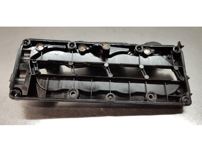 Recambio de tapa balancines para audi a4 ber. (b8) básico referencia OEM IAM 03L103469L   Recambio de tapa balancines para audi a4 ber. (b8) básico referencia OEM IAM 03L103469L