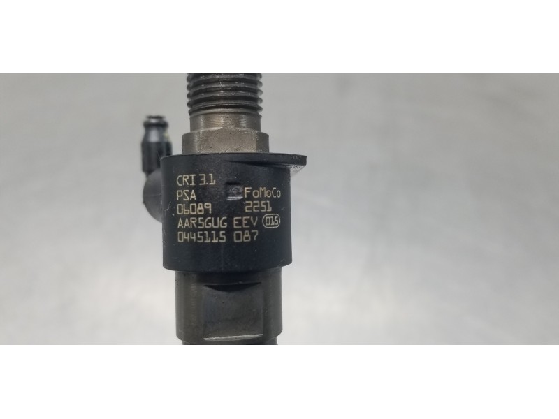 Recambio de inyector para ford mondeo ber. (ca2) titanium (09.2010) referencia OEM IAM 9687454380 0445115087 