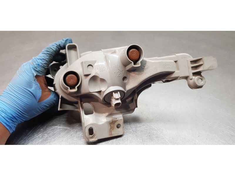 Recambio de piloto delantero derecho para mazda 3 lim. () luxury referencia OEM IAM B63C51350A  