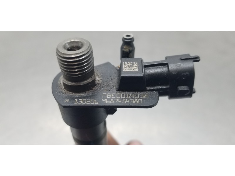 Recambio de inyector para ford mondeo ber. (ca2) titanium (09.2010) referencia OEM IAM 9687454380 0445115087 