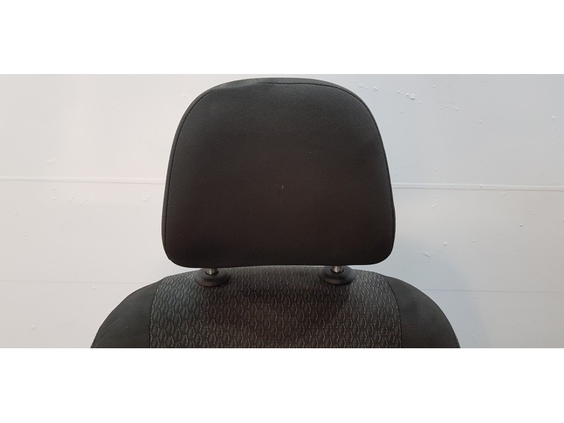 Recambio de asiento delantero derecho para volkswagen caddy furgón/kombi kombi referencia OEM IAM   