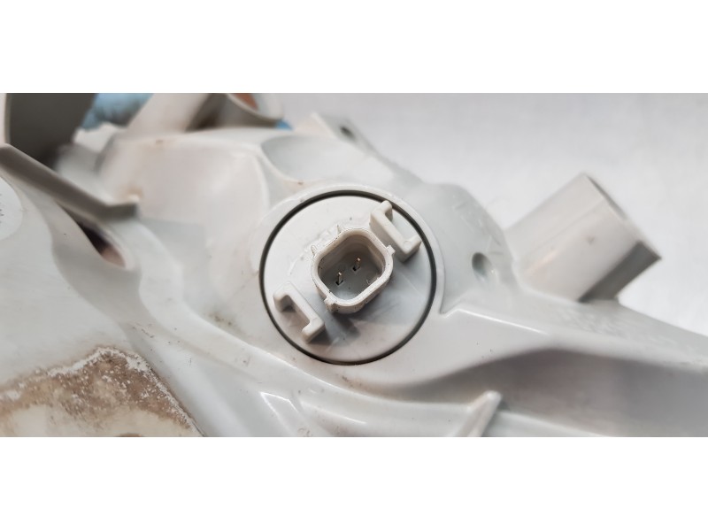 Recambio de piloto delantero derecho para mazda 3 lim. () luxury referencia OEM IAM B63C51350A  