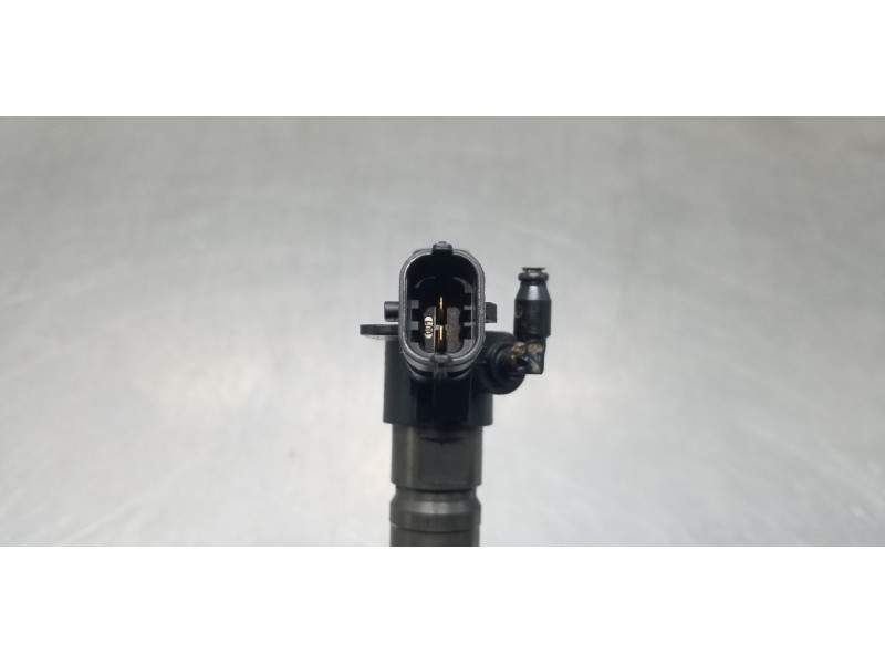 Recambio de inyector para ford mondeo ber. (ca2) titanium (09.2010) referencia OEM IAM 9687454380 0445115087 
