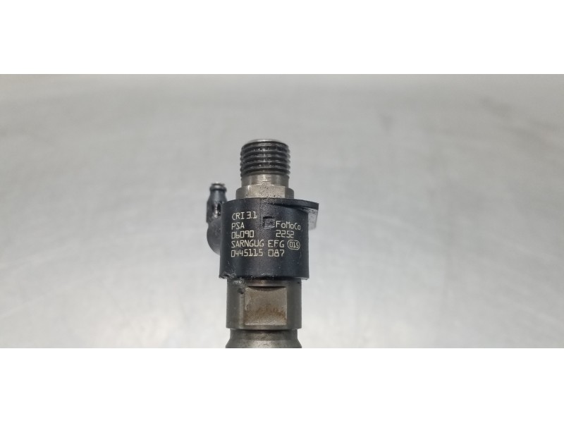 Recambio de inyector para ford mondeo ber. (ca2) titanium (09.2010) referencia OEM IAM 9687454380 0445115087 