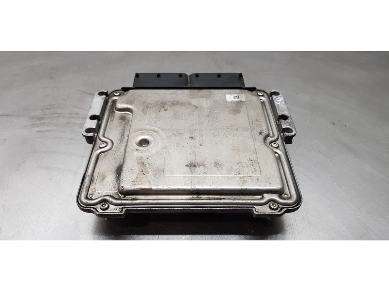 Recambio de centralita motor uce para kia carens ( ) business referencia OEM IAM 391712A545  