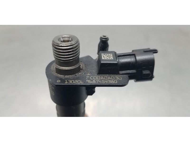 Recambio de inyector para ford mondeo ber. (ca2) titanium (09.2010) referencia OEM IAM 9687454380 0445115087 