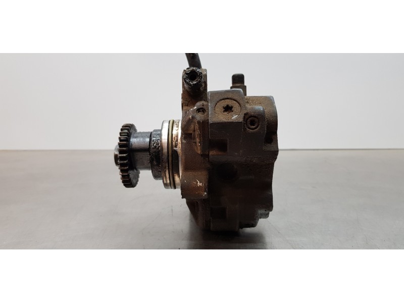 Recambio de bomba inyeccion para jeep gr. cherokee (wh) 3.0 crd laredo referencia OEM IAM A6420700501   Recambio de bomba inyeccion para jeep gr. cherokee (wh) 3.0 crd laredo referencia OEM IAM A6420700501