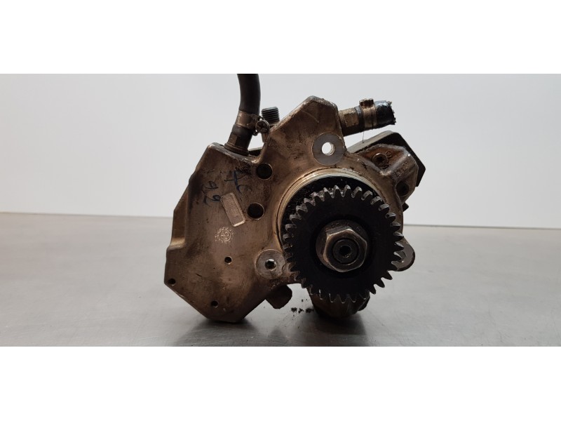 Recambio de bomba inyeccion para jeep gr. cherokee (wh) 3.0 crd laredo referencia OEM IAM A6420700501   Recambio de bomba inyeccion para jeep gr. cherokee (wh) 3.0 crd laredo referencia OEM IAM A6420700501