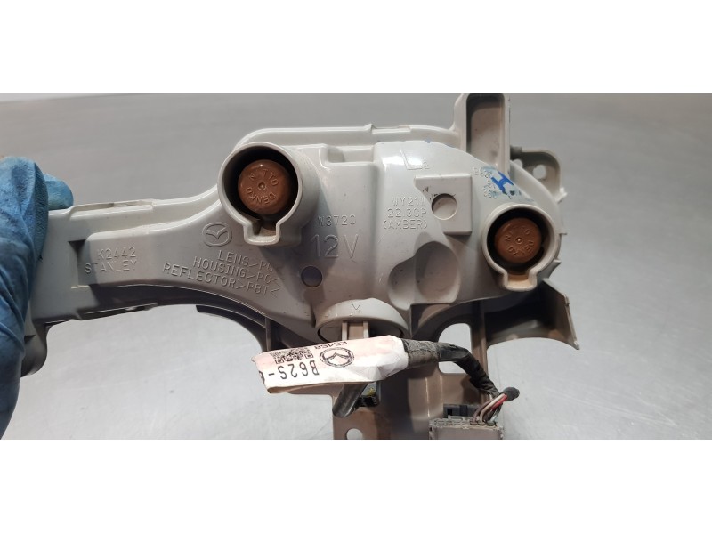 Recambio de piloto delantero izquierdo para mazda 3 lim. () luxury referencia OEM IAM B63C51360A  