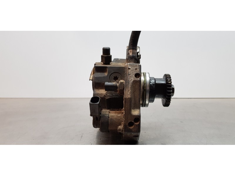 Recambio de bomba inyeccion para jeep gr. cherokee (wh) 3.0 crd laredo referencia OEM IAM A6420700501   Recambio de bomba inyeccion para jeep gr. cherokee (wh) 3.0 crd laredo referencia OEM IAM A6420700501