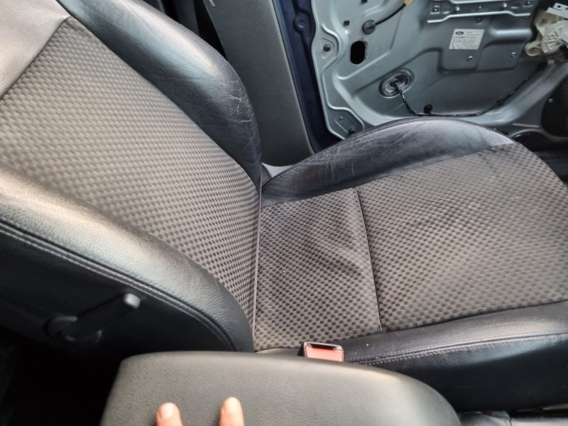 ford focus berlina (cap) del año 2005