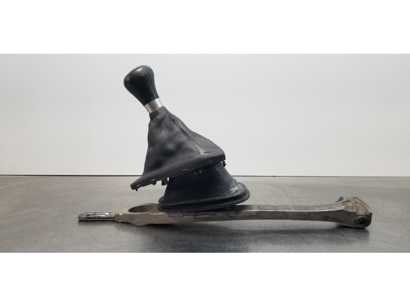 Recambio de pomo palanca cambio para bmw serie 1 lim. (f20) 118d xdrive referencia OEM IAM 25112284545  