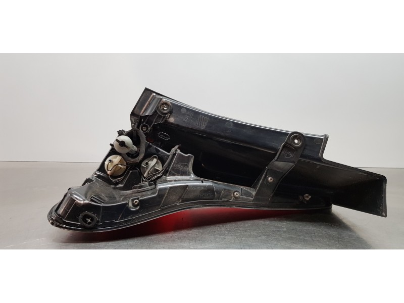 Recambio de piloto trasero izquierdo para renault scenic iv edition one referencia OEM IAM 265553283R  