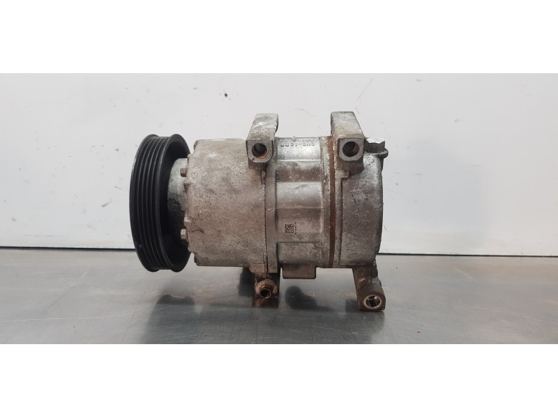 Recambio de compresor aire acondicionado para kia carens ( ) business referencia OEM IAM 97701A4500  