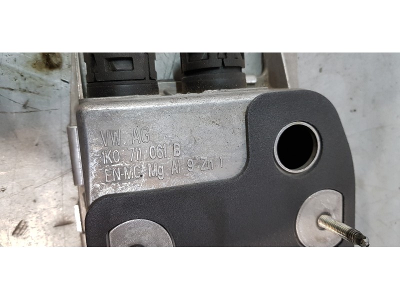 Recambio de palanca cambio para volkswagen caddy furgón/kombi kombi referencia OEM IAM 1T0711049BD   Recambio de palanca cambio para volkswagen caddy furgón/kombi kombi referencia OEM IAM 1T0711049BD