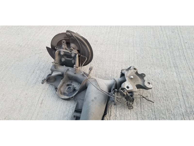 Recambio de puente trasero para renault scenic iv edition one referencia OEM IAM 555017273R  