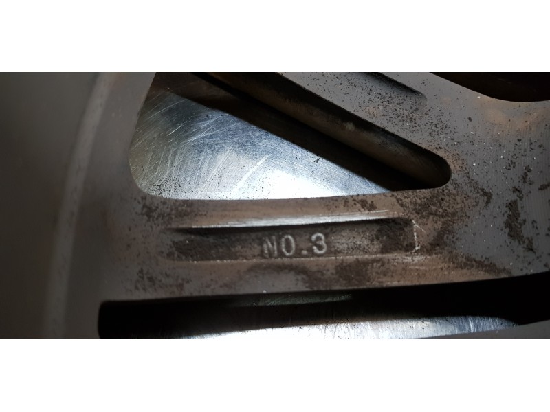 Recambio de llanta para kia carens ( ) business referencia OEM IAM 52910A4750  