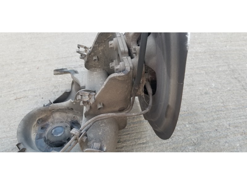 Recambio de puente trasero para renault scenic iv edition one referencia OEM IAM 555017273R  