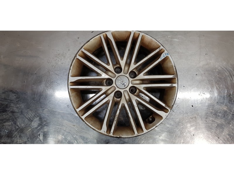 Recambio de llanta para kia carens ( ) business referencia OEM IAM 52910A4750  