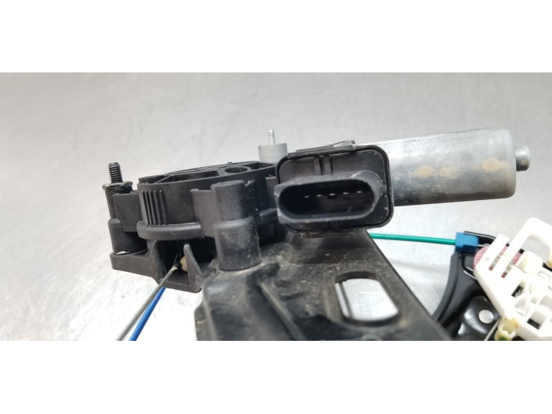 Recambio de elevalunas delantero izquierdo para bmw serie x1 (f48) sdrive18d referencia OEM IAM 51337434785 7349513 