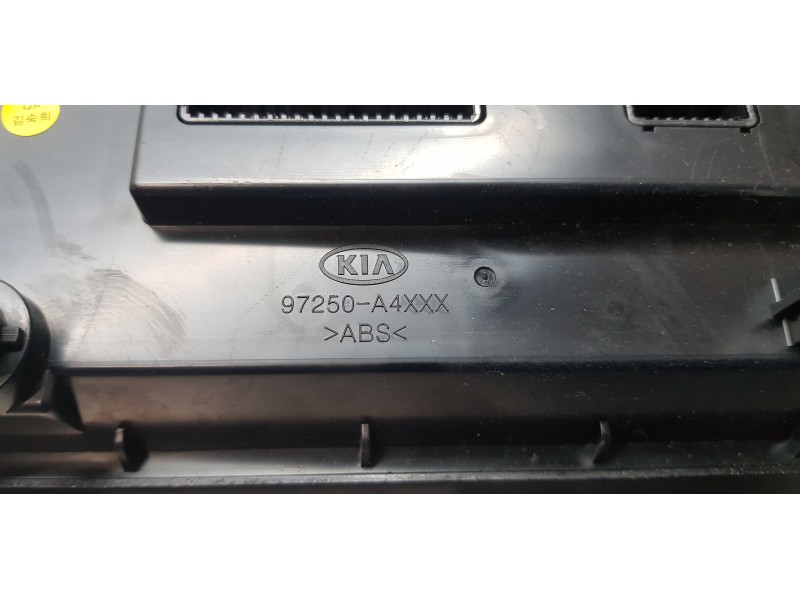 Recambio de mando climatizador para kia carens ( ) business referencia OEM IAM 97250A4AA0CA  