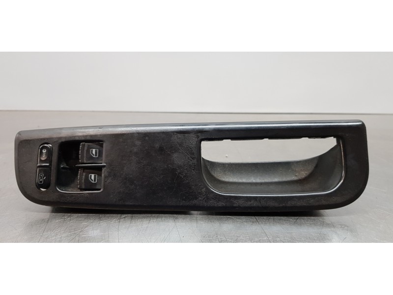Recambio de mando elevalunas delantero izquierdo para volkswagen golf iv berlina (1j1) highline referencia OEM IAM 1J3959857  