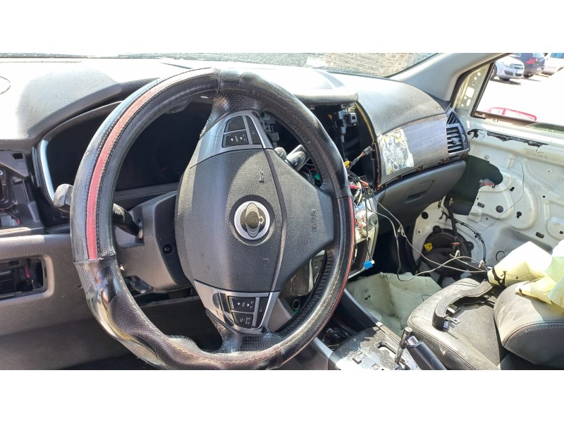 ssangyong korando del año 2015