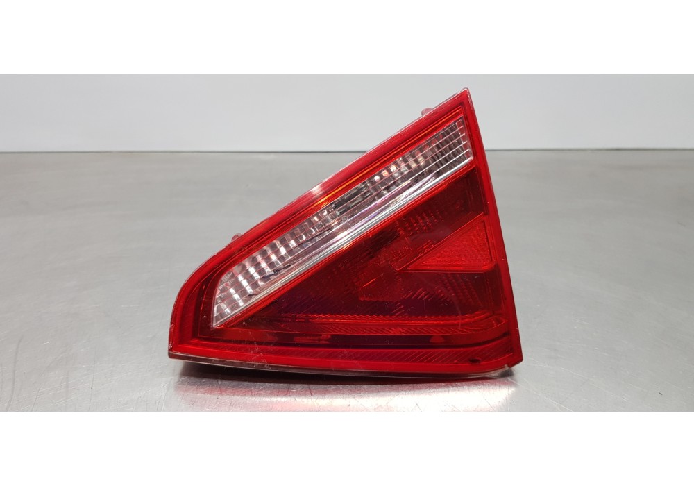 Recambio de piloto trasero derecho interior para audi a5 coupe (8t) 2.7 tdi referencia OEM IAM 8T0945094   Recambio de piloto trasero derecho interior para audi a5 coupe (8t) 2.7 tdi referencia OEM IAM 8T0945094