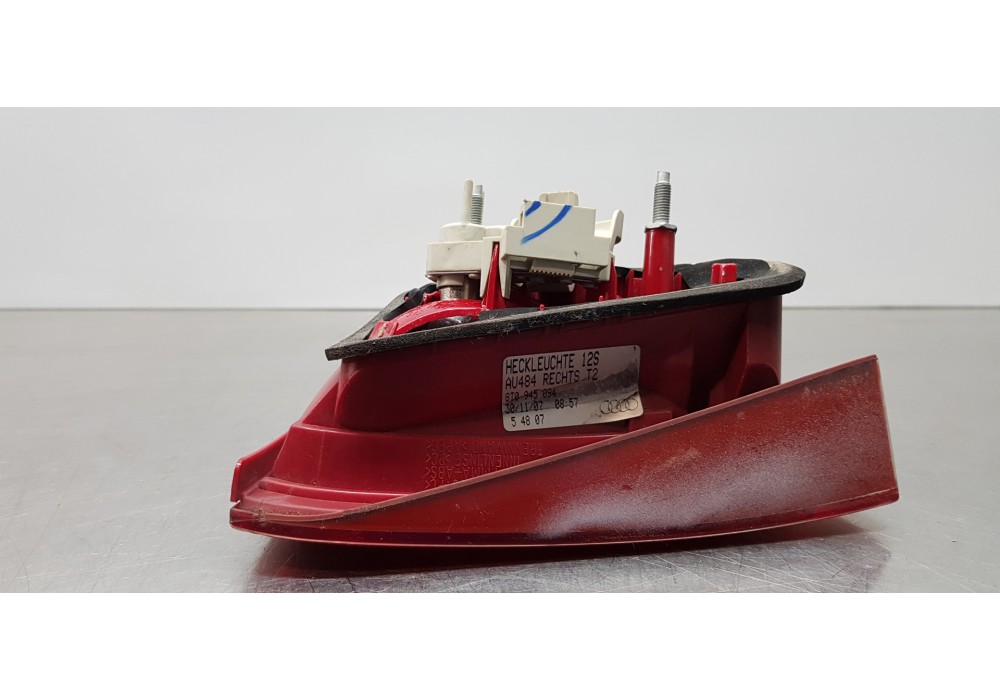 Recambio de piloto trasero derecho interior para audi a5 coupe (8t) 2.7 tdi referencia OEM IAM 8T0945094   Recambio de piloto trasero derecho interior para audi a5 coupe (8t) 2.7 tdi referencia OEM IAM 8T0945094