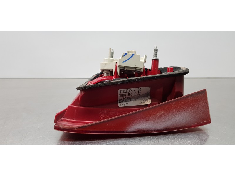 Recambio de piloto trasero derecho interior para audi a5 coupe (8t) 2.7 tdi referencia OEM IAM 8T0945094   Recambio de piloto trasero derecho interior para audi a5 coupe (8t) 2.7 tdi referencia OEM IAM 8T0945094