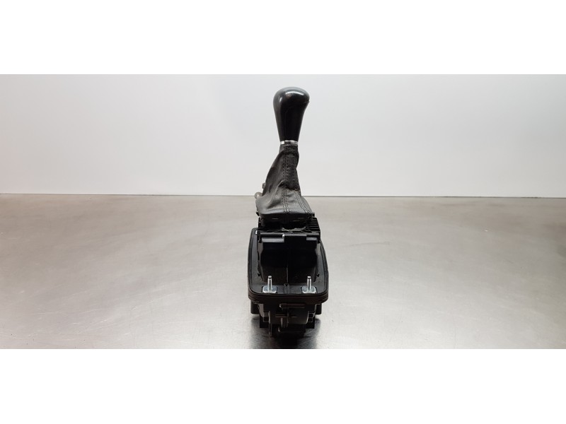 Recambio de palanca cambio para audi a5 coupe (8t) 2.7 tdi referencia OEM IAM 8K1713105B 8K1713041F  Recambio de palanca cambio para audi a5 coupe (8t) 2.7 tdi referencia OEM IAM 8K1713105B 8K1713041F