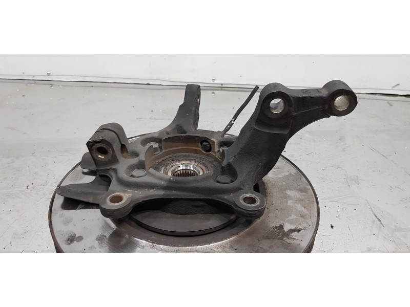 Recambio de mangueta delantera izquierda para kia carens ( ) business referencia OEM IAM 51715A4500  