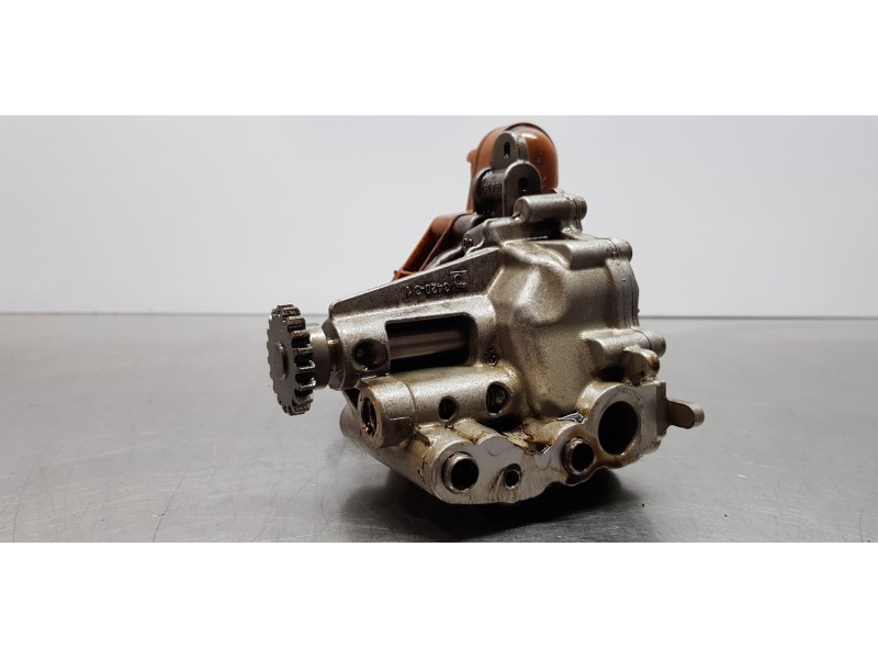 Recambio de bomba aceite para dacia lodgy ambiance referencia OEM IAM 150002257R  