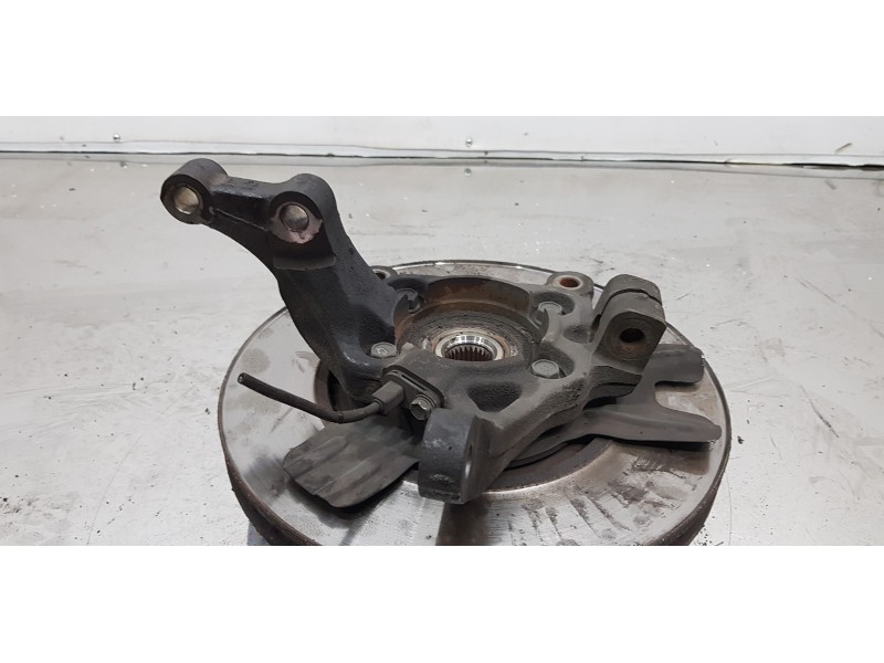 Recambio de mangueta delantera izquierda para kia carens ( ) business referencia OEM IAM 51715A4500  