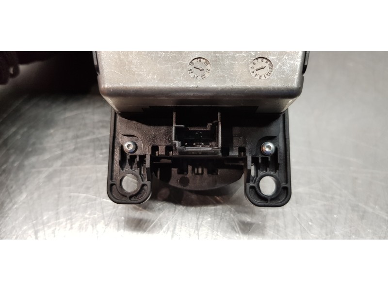 Recambio de mando multifuncion para mini mini 5-trg. (f55) one referencia OEM IAM 65825A1B028  