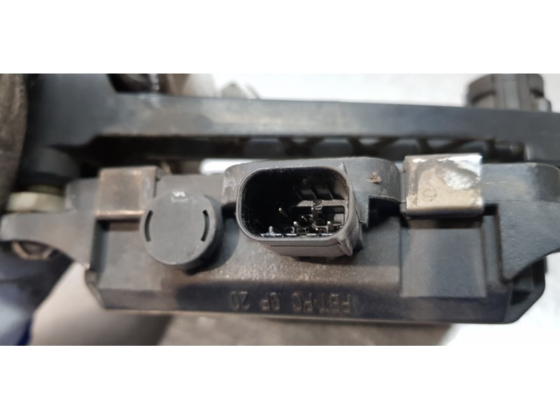 Recambio de modulo electronico para peugeot 3008 sport pack referencia OEM IAM 9673046780  