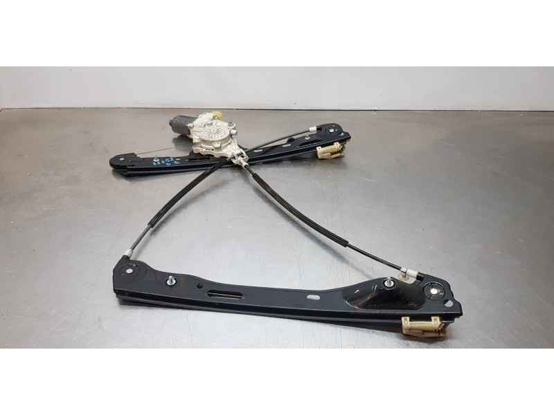 Recambio de elevalunas delantero derecho para bmw serie 1 berlina (e81/e87) 118i referencia OEM IAM 6927028   Recambio de elevalunas delantero derecho para bmw serie 1 berlina (e81/e87) 118i referencia OEM IAM 6927028